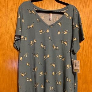 3XL V-Neck T with Birds -NWT